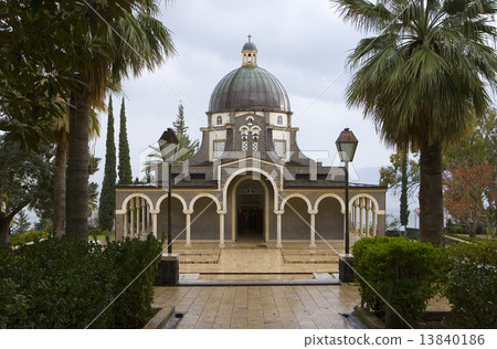 Catholic Church 13840186