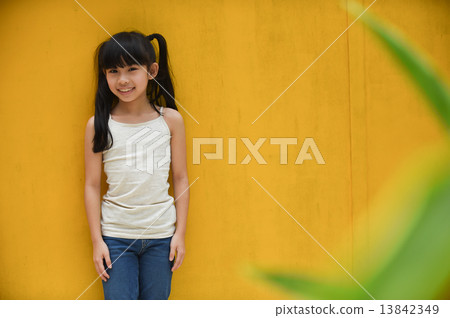 Kids at play 13842349