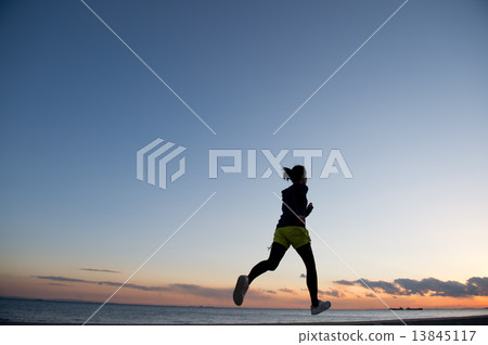 Sunset running Sunset running 13845117