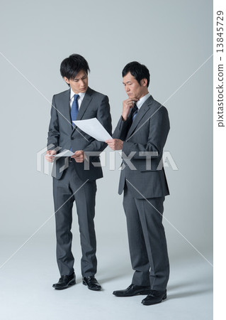 Businessman Businessman 13845729