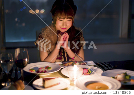 Girls enjoying dates at French restaurants Girls enjoying dates at French restaurants 13848806