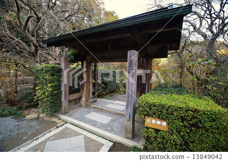 North Kamakura Aketsukuin(Ajiji Temple)Sanmon(神奈川縣鎌倉市山之內) North Kamakura Aketsukuin(Ajiji Temple)Sanmon(神奈川縣鎌倉市山之內) 13849042