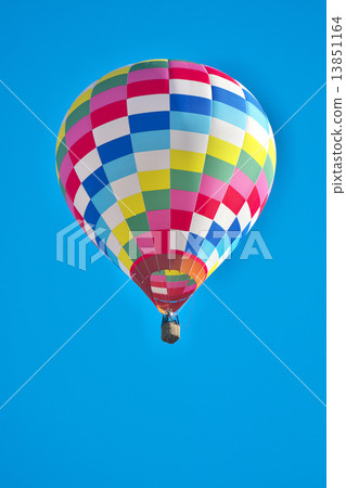 hot air balloon  13851164