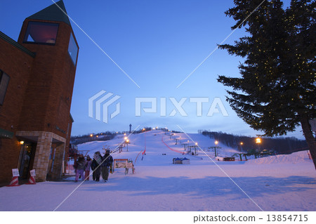 滑雪勝地1 13854715