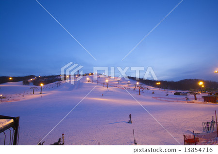 滑雪勝地2 滑雪勝地2 13854716