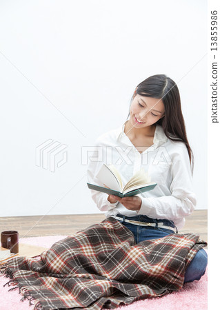看書的女人 13855986