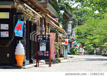 Kenrokuen Edo cho street 13862161