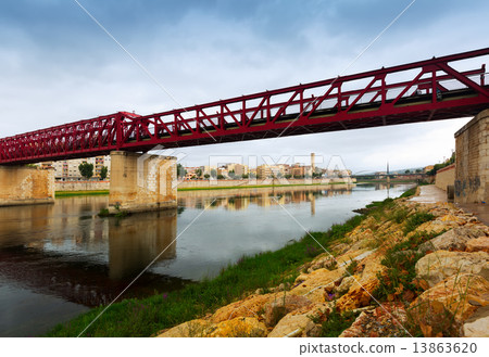 Footbridge over Ebre in Tortosa, Spain 13863620