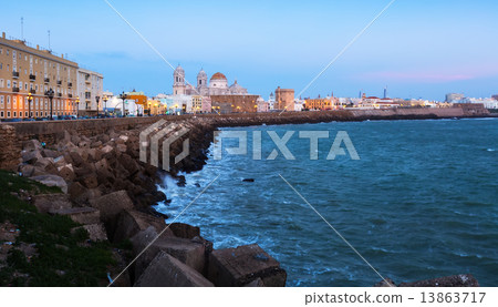 Cathedral in twilight time. Cadiz, Spain 13863717