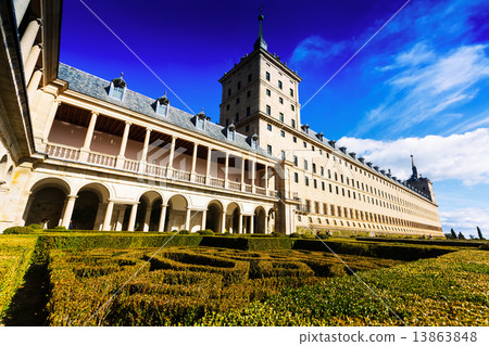 Royal Palace in sunny autumn day from garden. El Escorial Royal Palace in sunny autumn day from garden. El Escorial 13863848
