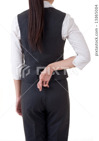 fingers crossed 13865084