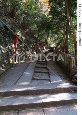 The approach of Kurama-dera Temple The approach of Kurama-dera Temple 13867814