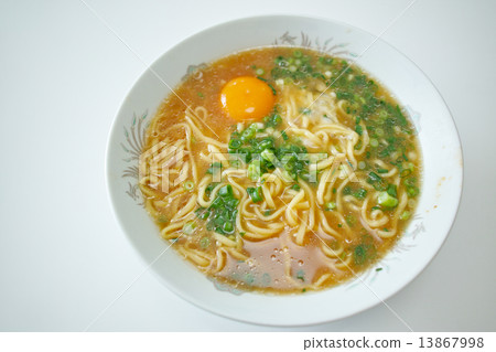 拉麵 13867998