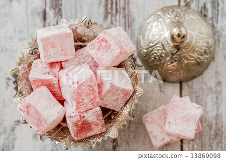 圖庫照片: rose flavoured turkish delight