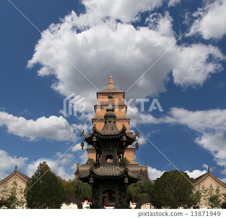 Giant Wild Goose Pagoda or Big Wild Goose Pagoda,Xian (Sian, Xi'an), Shaanxi province, China 13871949