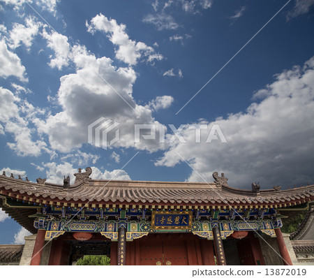 Roof decorations on the territory Giant Wild Goose Pagoda, is a Buddhist pagoda located inXian,China 13872019