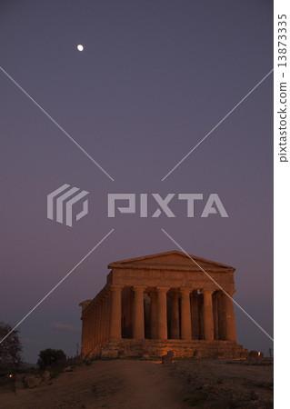 Temple of Concordia 13873335