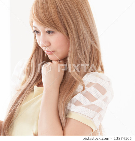 contemplation, smile, long-haired 13874165