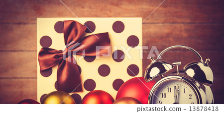 Vintage clock on christmas background Vintage clock on christmas background 13878418