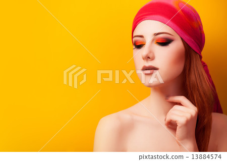 Redhead women Redhead women 13884574