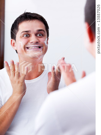Surprised real men shaving. Surprised real men shaving. 13887026