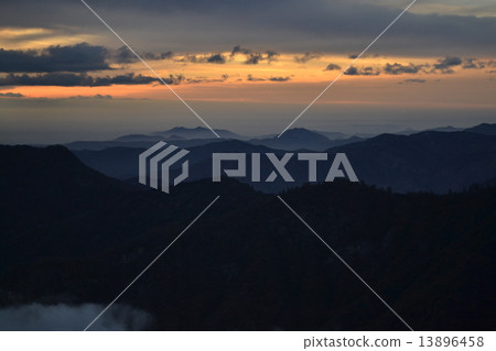 Darkness falling on the Sequoia National Park 13896458