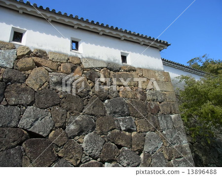 世界遺產“姬路城”Nishinomaru的槍窄空間 13896488