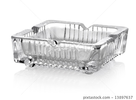 Empty ashtray 13897637