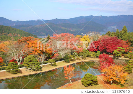 京都秋天Shogakuin Rikyu浴Tongyeong池塘秋葉 京都秋天Shogakuin Rikyu浴Tongyeong池塘秋葉 13897640