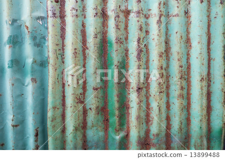 rusty zinc sheet 13899488