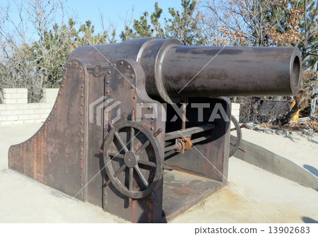 203高地日本軍隊28厘米槍第1部分 203高地日本軍隊28厘米槍第1部分 13902683
