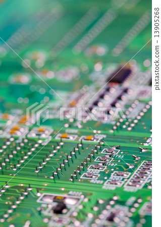 electronic circuit 13905268
