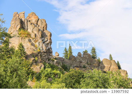 Mountain - fortress in the historical and cultural reserve "Tust 13907592