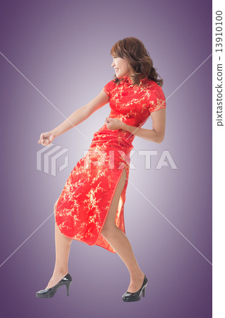 chinese woman at new year 13910100