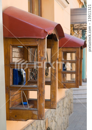 Old pay phones 13911321