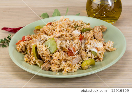 圖庫照片: fried rice with pork