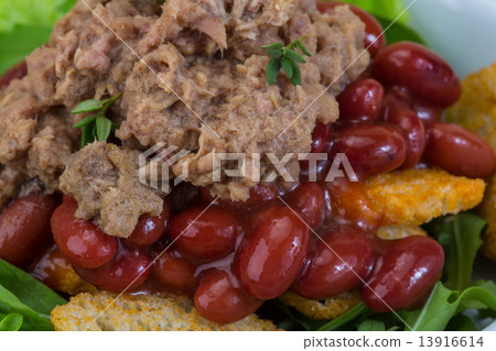 Tuna salad Tuna salad 13916614