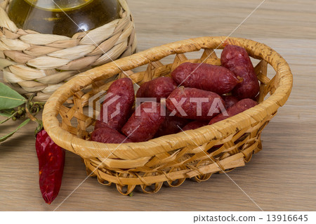 Mini salami 13916645