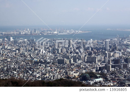 Overlooking the cityscape of Kobe from Takatori mountain 13916805