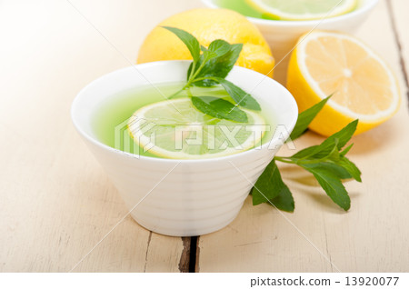 mint infusion tea tisane with lemon 13920077