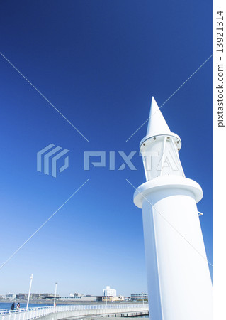 The white lighthouse and the sea of Shonan 13921314