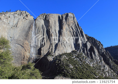 Yosemite National Park 13925754