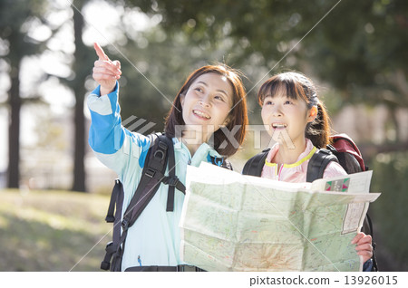 Climbing image Climbing image 13926015