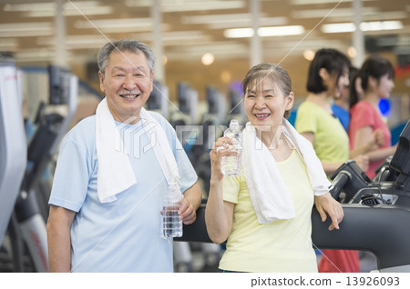 健身俱樂部 13926093