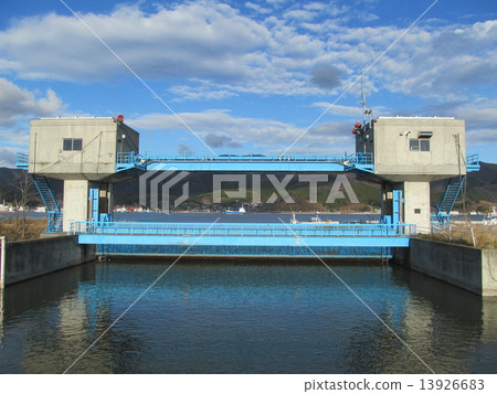 Flooded water gate Flooded water gate 13926683