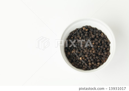 Black Pepper 13931017