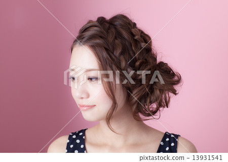 梳粧 梳妝 髮型 13931541