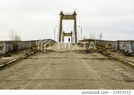 Old abandoned  bridge over the river Dnieper 13933532
