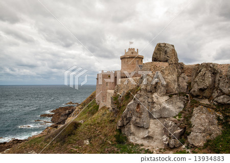 Fort La Latte - fortress on the coast in Brittany 13934883