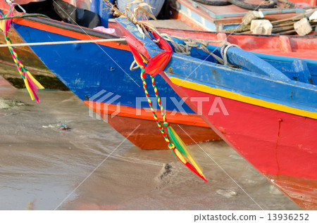 boat head 13936252